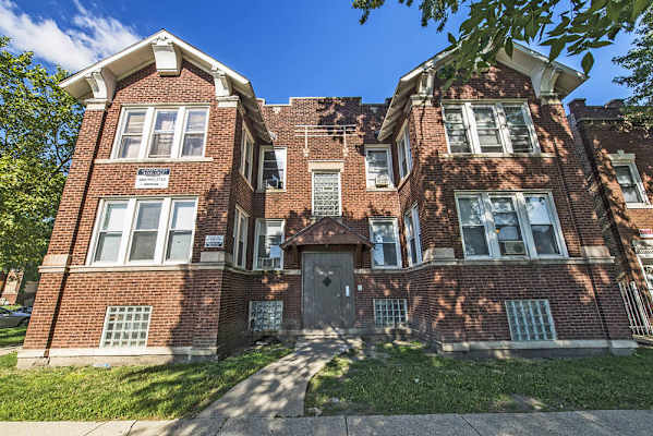 148 N La Crosse Ave property